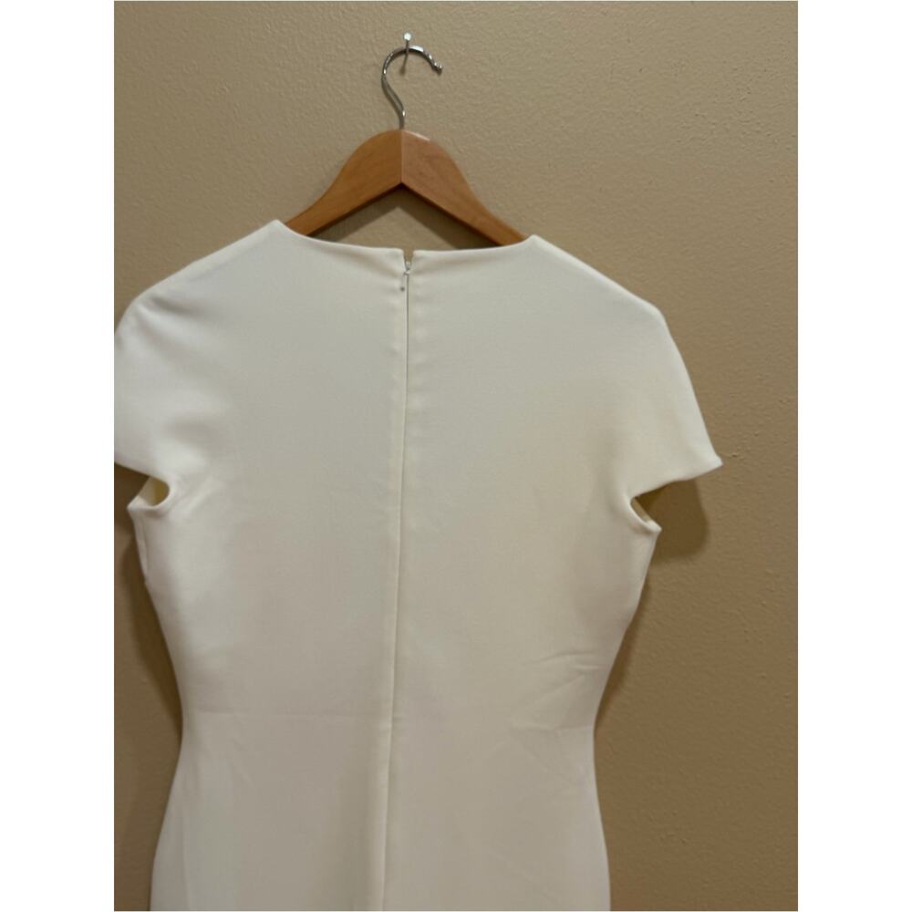 Solace London Women’s Deep V-Neck Short Sleeve Bodycon Dress in Cream 8 - Picture 7 of 14